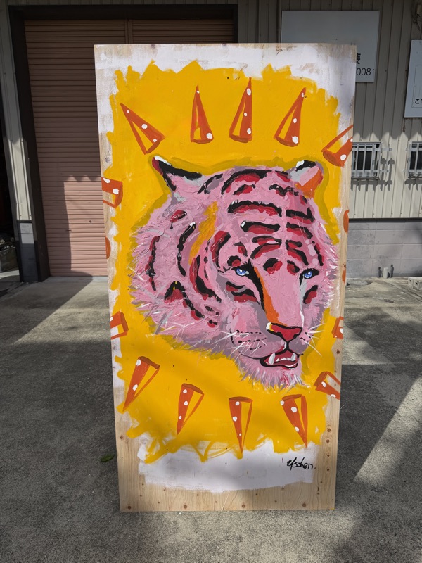 ライブペイントで描いた虎のパネル
